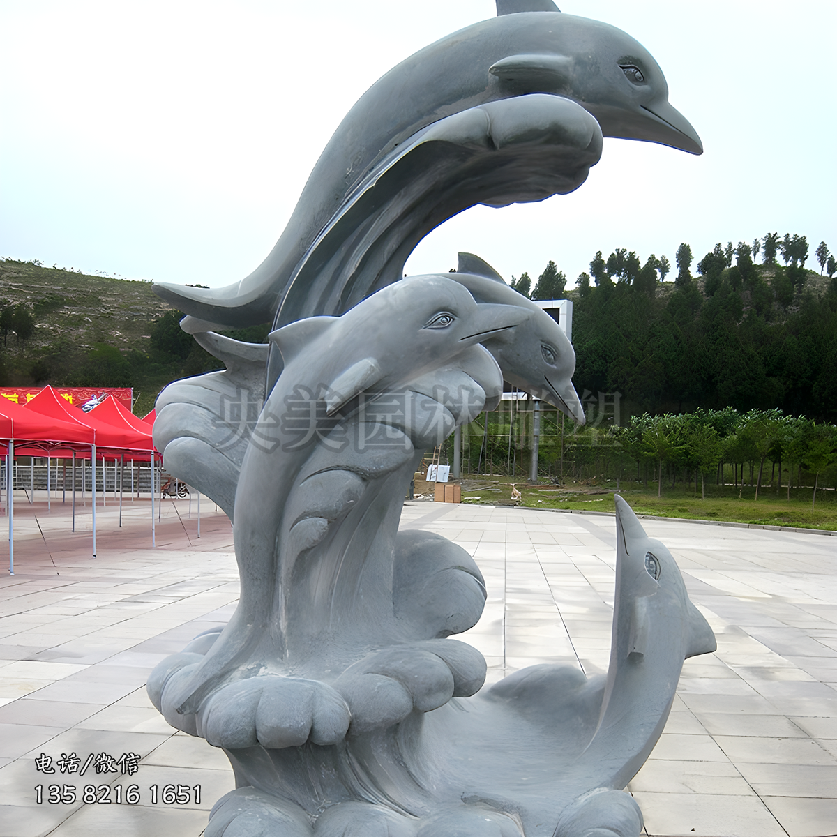 大三小赢博手机网页版登录入口海豚雕塑