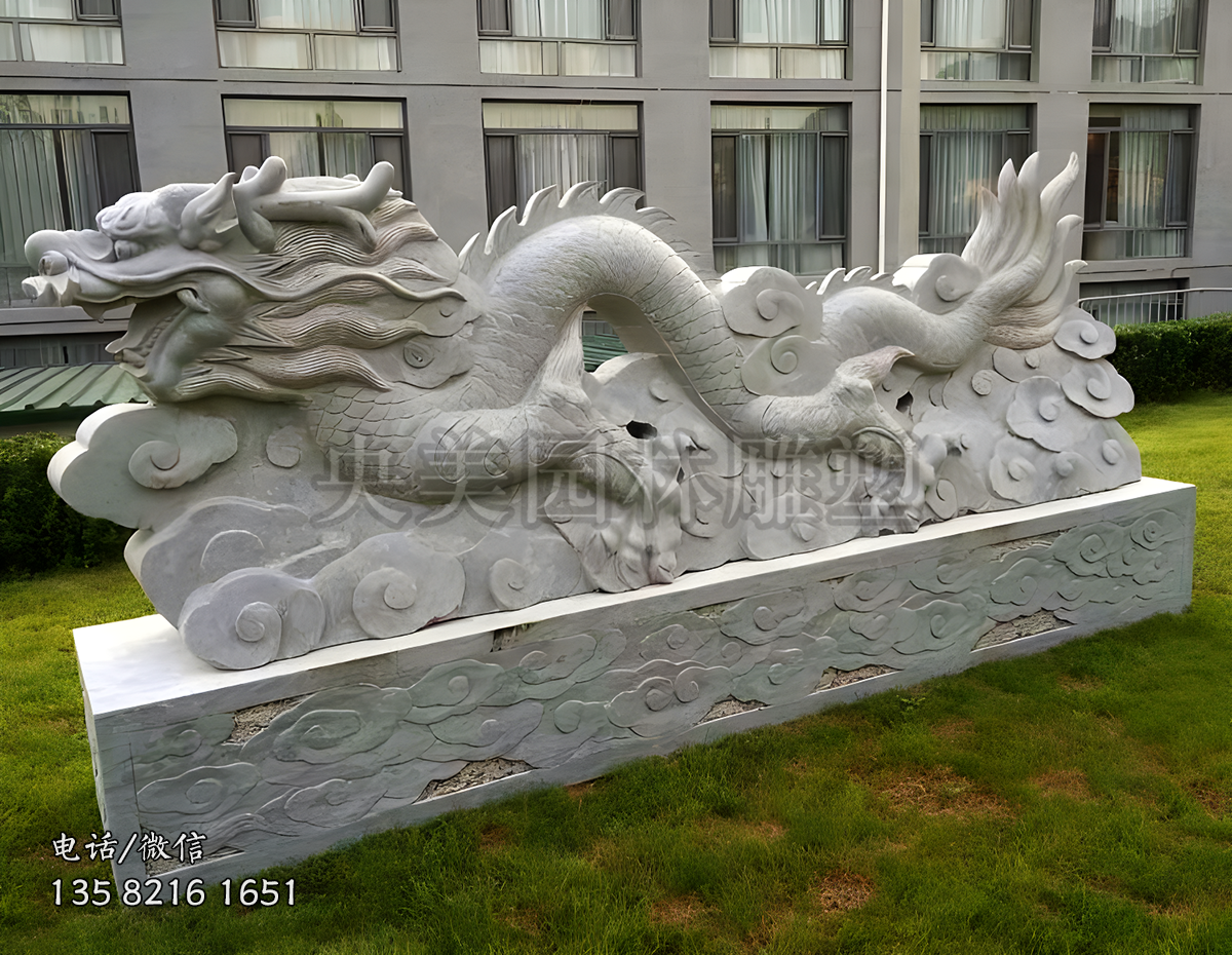 赢博手机网页版登录入口龙景观雕塑