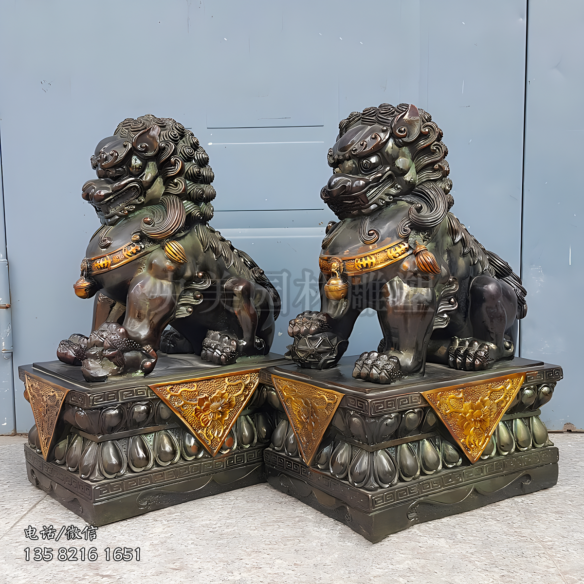 古铜色铜雕天安门狮子