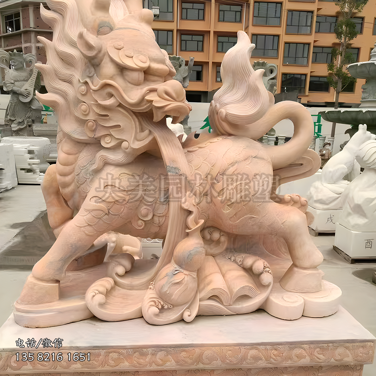 晚霞红大型动物景观神兽麒麟雕塑