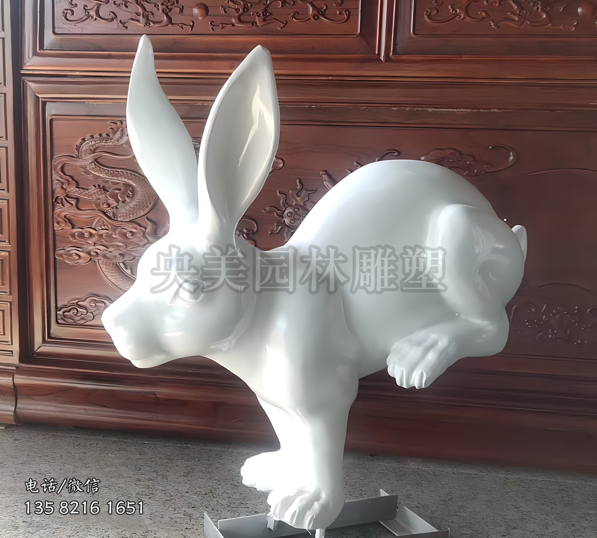 汉白玉赢博手机网页版登录入口仿真兔子雕塑