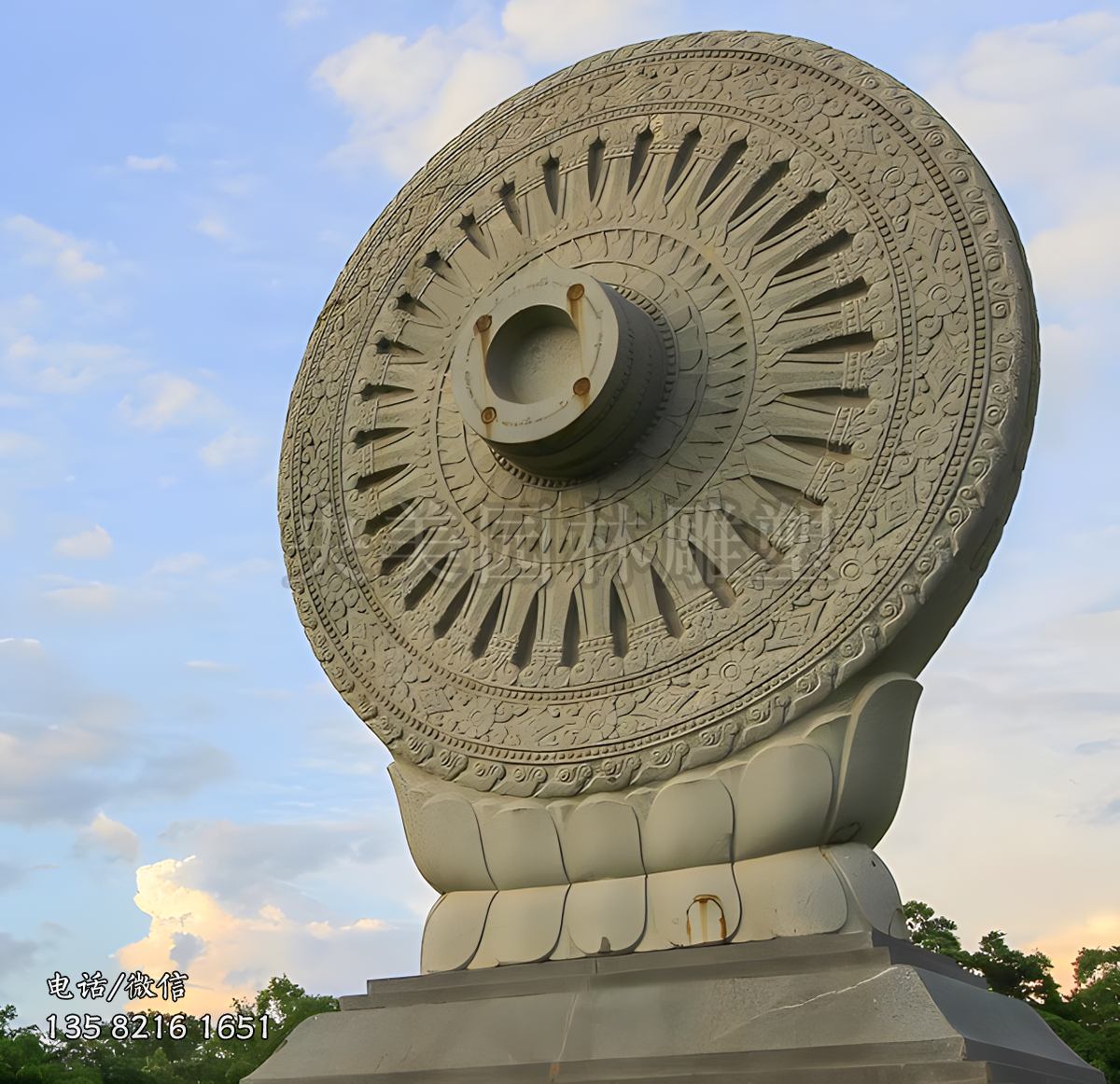 大型车轮（车轱辘）景观赢博手机网页版登录入口