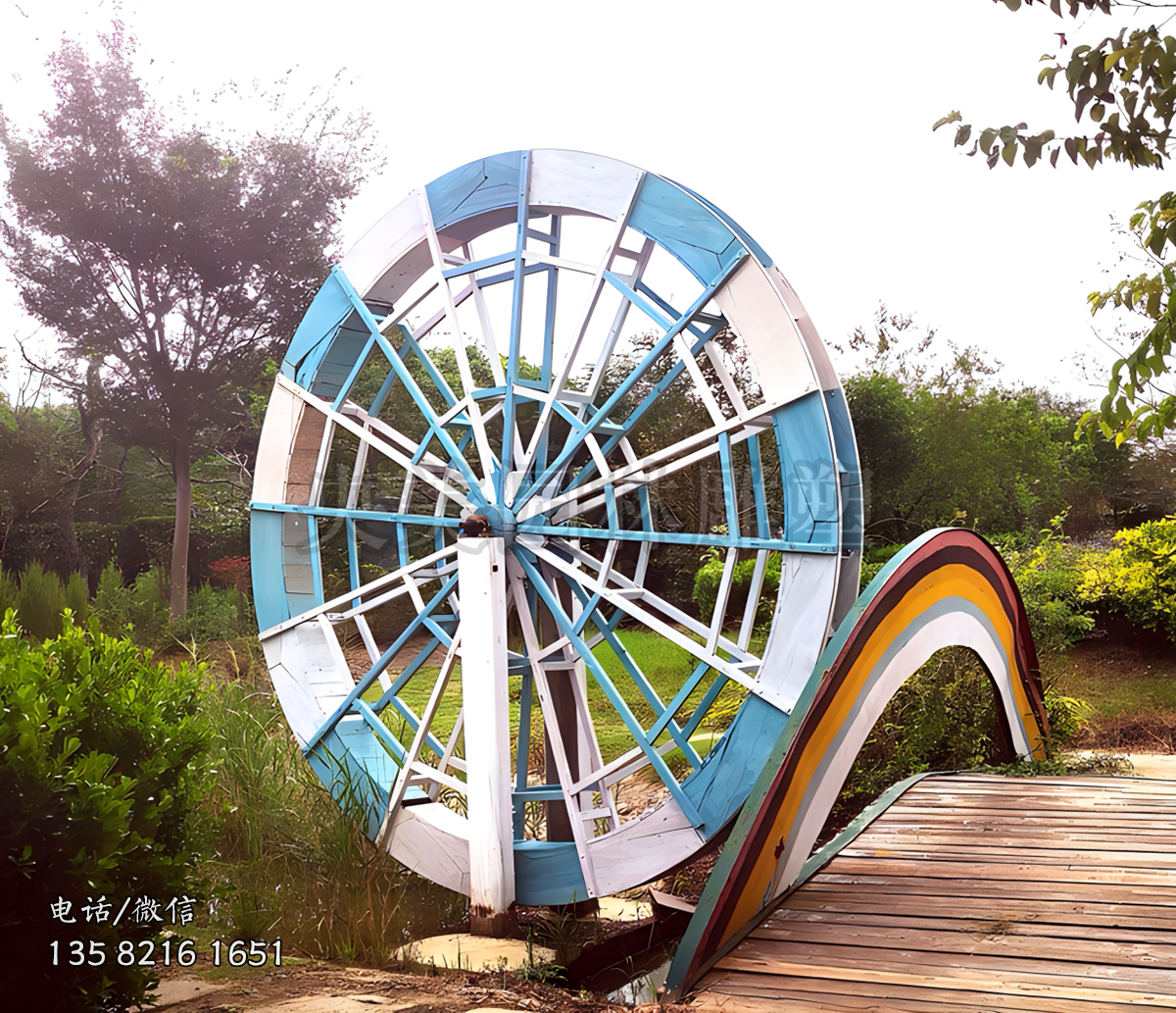 铁艺水车景观雕塑