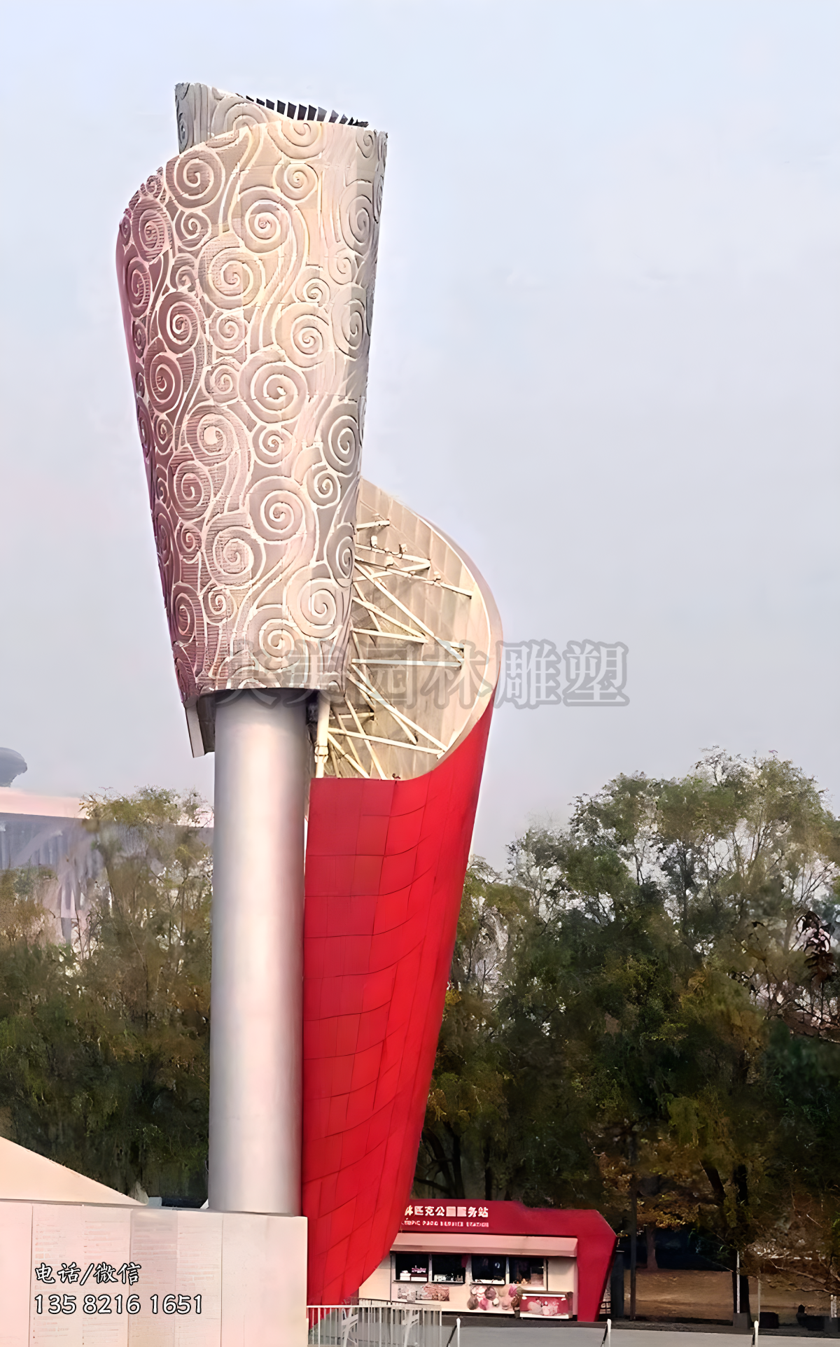 不锈钢火箭造型景观雕塑
